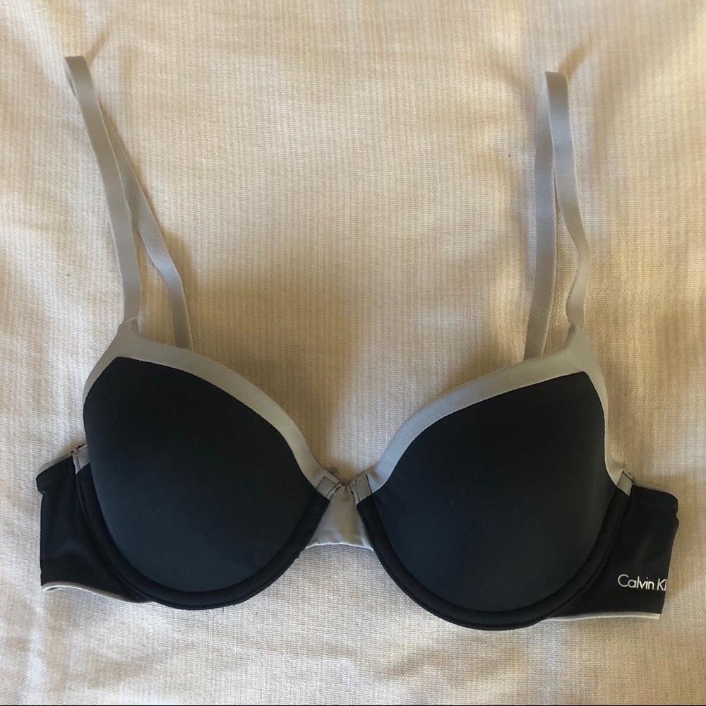 Calvin Klein push-up t shirt bra NWOT